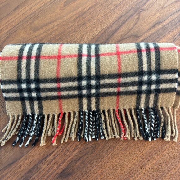 Burberry Cashmere Scarf - Nova Check - Picture 4 of 4
